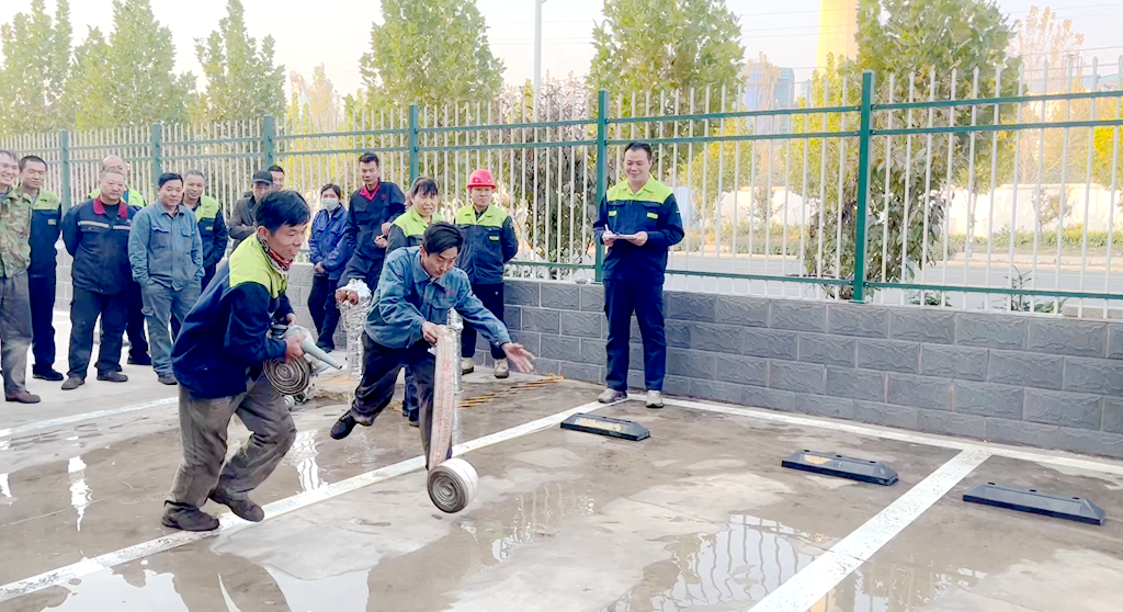 【應(yīng)急演練】消防三人兩帶大比拼，實(shí)戰(zhàn)演練爭(zhēng)分秒