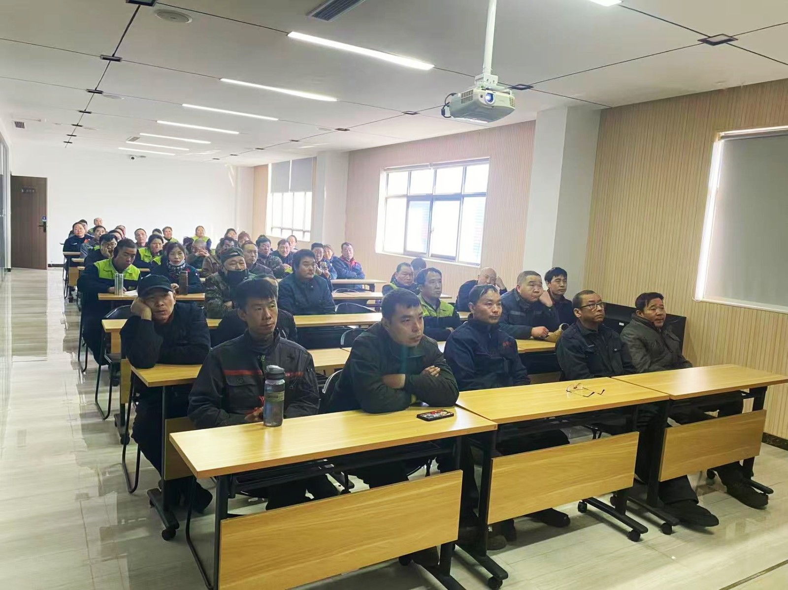 筑牢安全防線，保障冬季平穩(wěn)運行